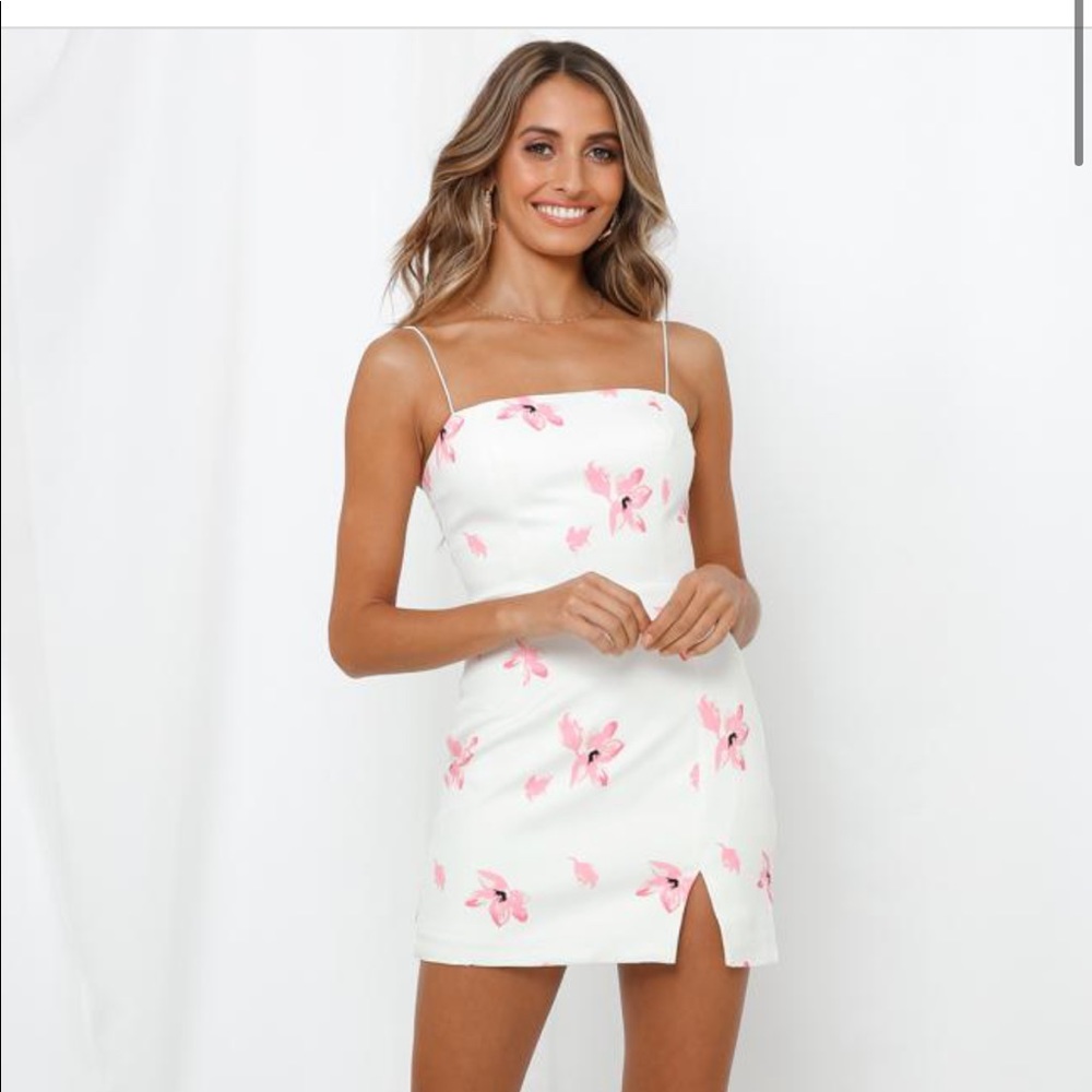 ISO NOT FOR SALE-HELLO MOLLY RIO VISTA DRESS WHITE